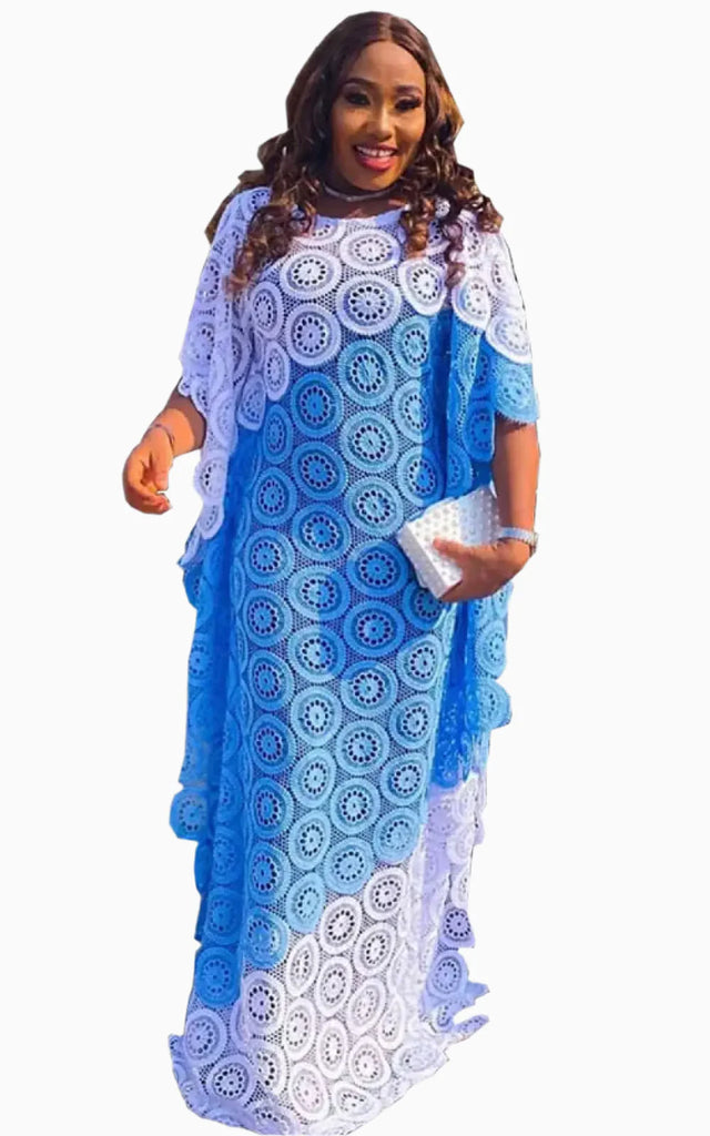 Boubou en Dentelle Femme – Afro Élégance