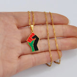 Pendentif Poing Africain Levé