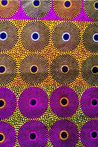 Tela estampada con cera africana.