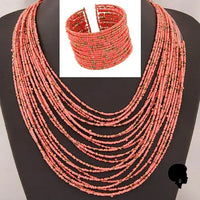 Collier Africain en Perles Multicouches