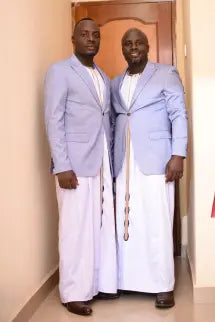 Kanzu atrae a Uganda